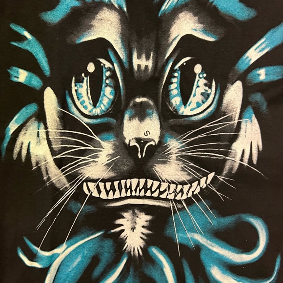 The Cheshire Cat graphic Tshirt ! - Picture 4 of 4